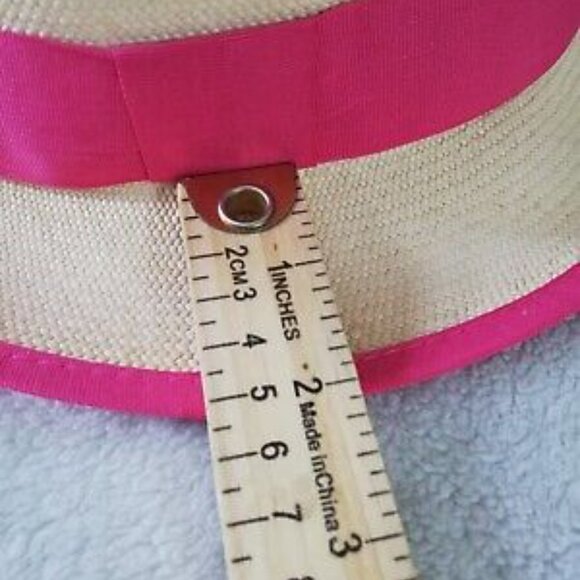 GENUINE ECUADOR HAT \